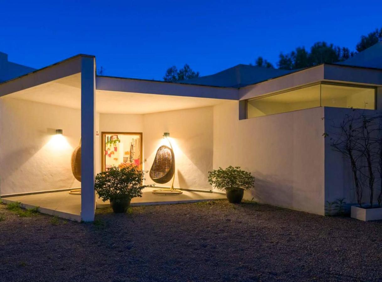Beautiful With Private Wood